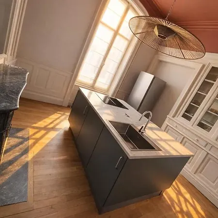 Le Majestueux Apartment Poitiers